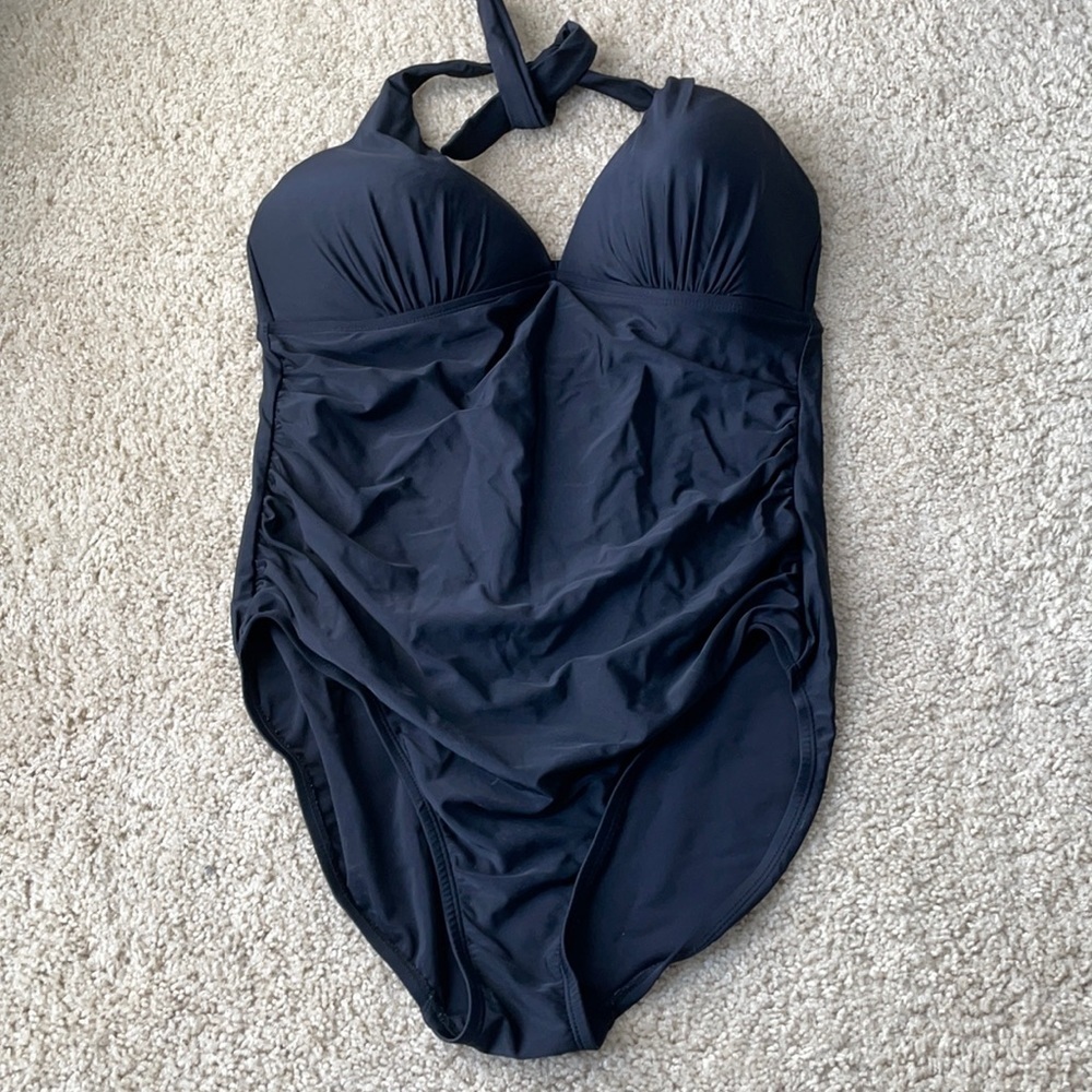 Black slimming one piece by merona size XL